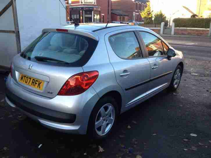PEUGEOT 207 1.4 SE 5 DOOR IN SILVER MOT JULY 2017 NO ADVISORIES HPI CLEAR &pound;1995