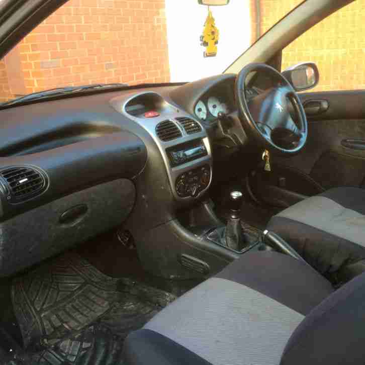 PEUGOT 206