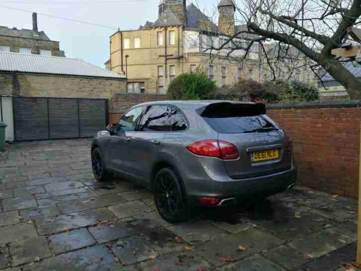 PORCHE CAYENNE S PLATINUM 245bhp DIESEL 3.0