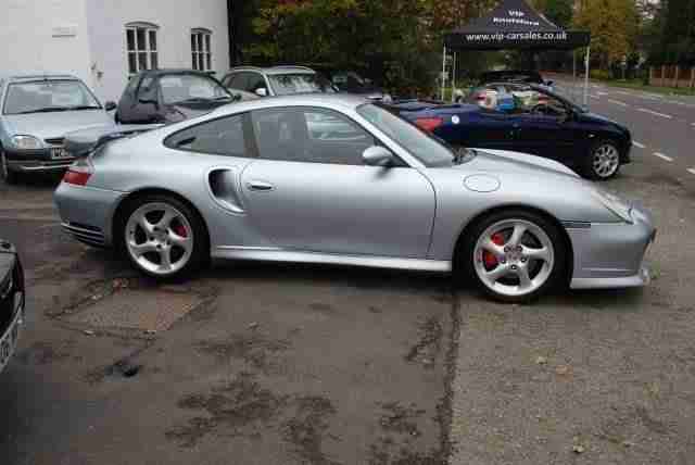 PORSCHE 911 TURBO
