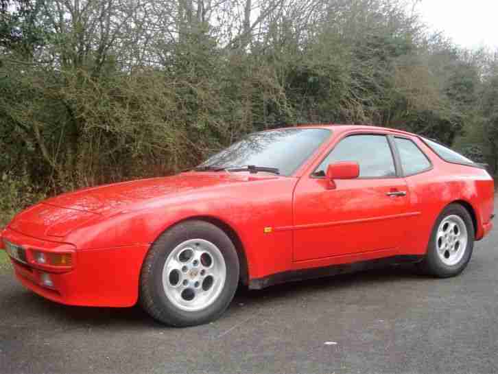 944 COUPE 2.5 LUX 1986 PETROL