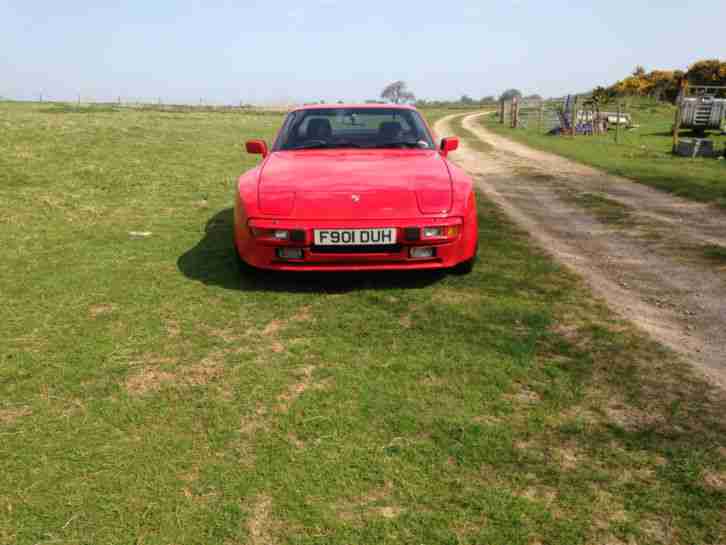 944 LUX IN GUARDS RED CLASSIC CAR