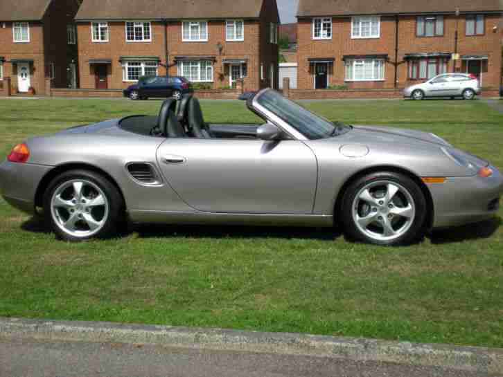 PORSCHE BOXSTER 2.7 2001 NO RESERVE !