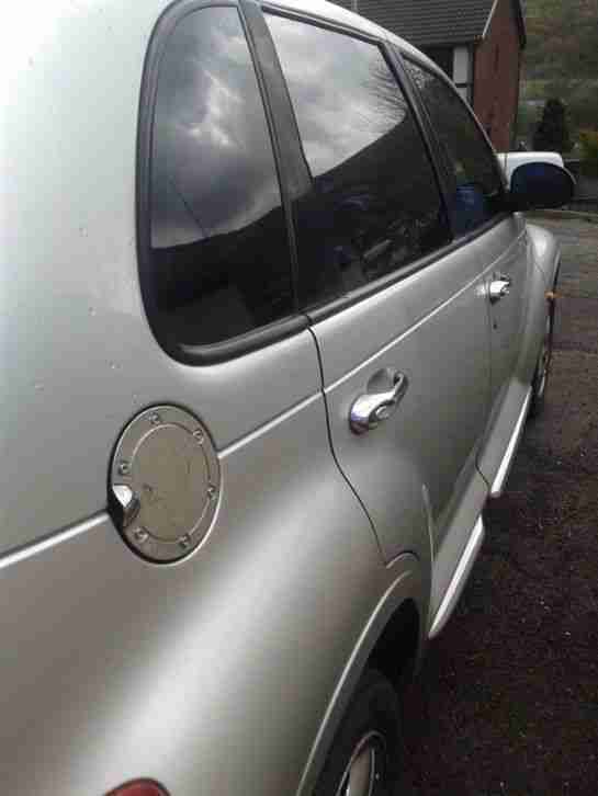 PT CRUISER