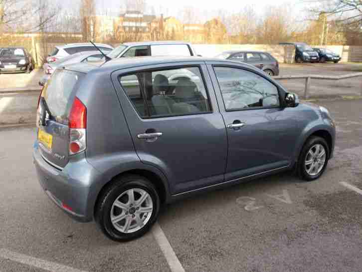 Perodua MYVI 1.3 auto EZi SE 2011-11 reg
