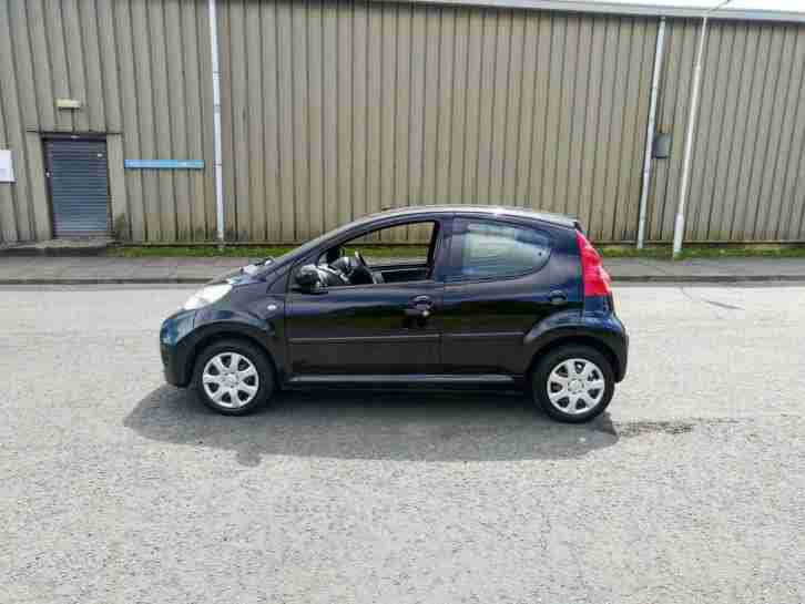Peugeot 107 1.0 12v Urban low milage