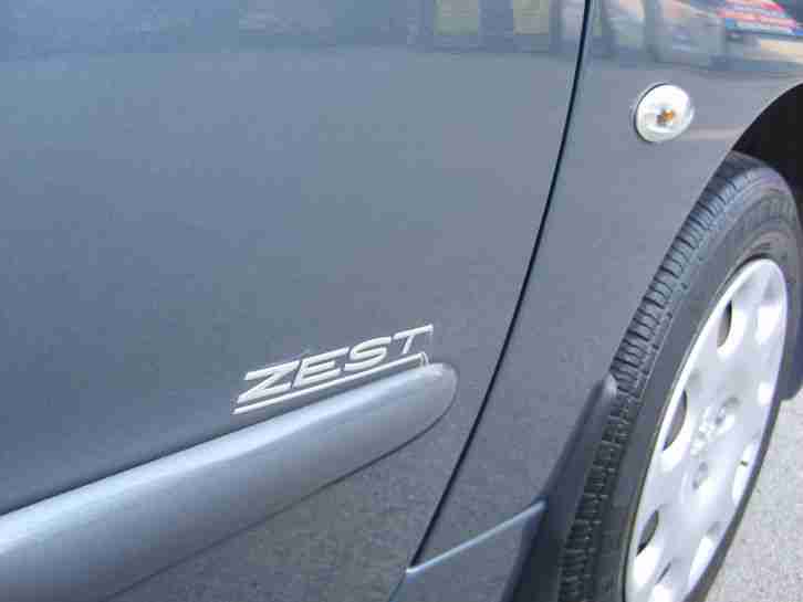 Peugeot 206 1.1 8v ( A/c ) 2005 Zest 3