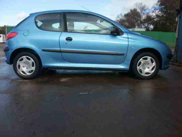 Peugeot 206 1.1 ( a/c ) 1999MY LX petrol 3dr hatch.