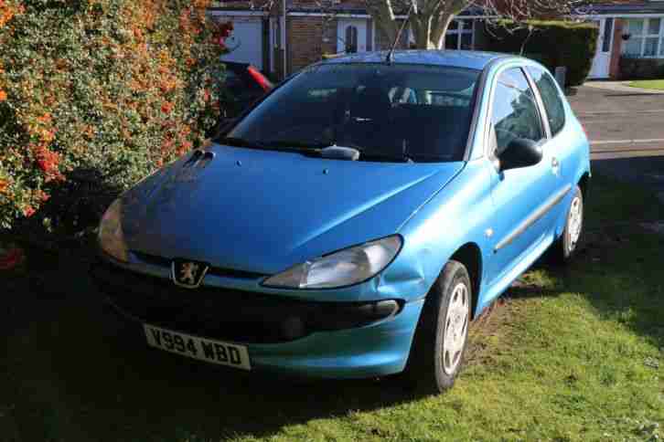 Peugeot 206 1.4 LX V Reg Runner Spares or Repair