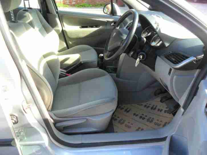 Peugeot 207 1.4 16v 90 SE