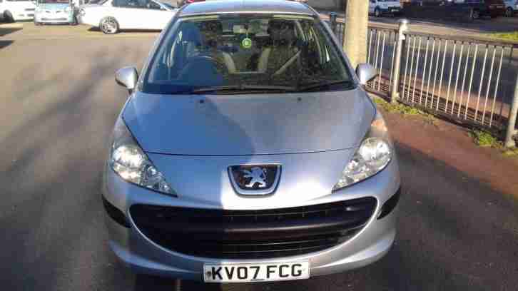 Peugeot 207 1.4 16v 90 ( a/c ) S