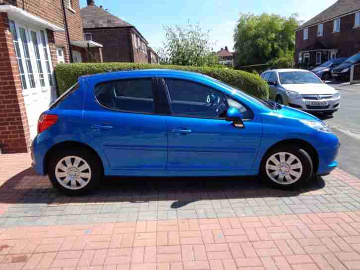 Peugeot 207. 12 month MOT until june 2019. Very low milage only 46.000
