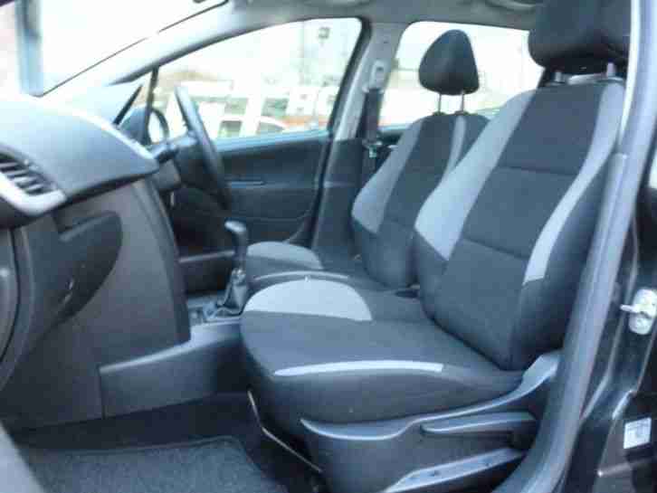 Peugeot 207 Estate SW S JUST 2 OWNERS PANORAMIC GLASS ROOF