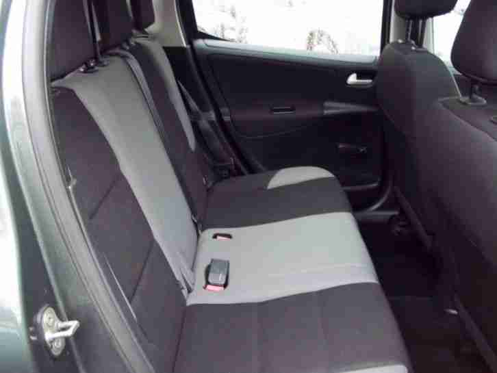 Peugeot 207 SW 1.4 VTi S 2007/57