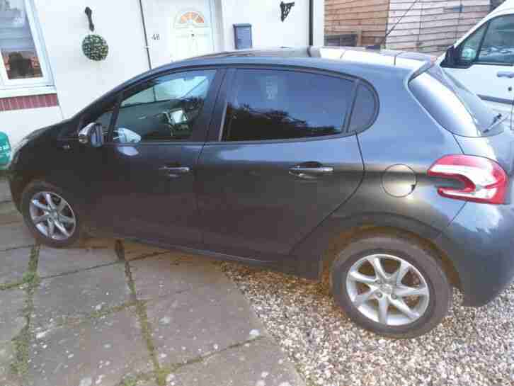 Peugeot 208 1.4 HDi style