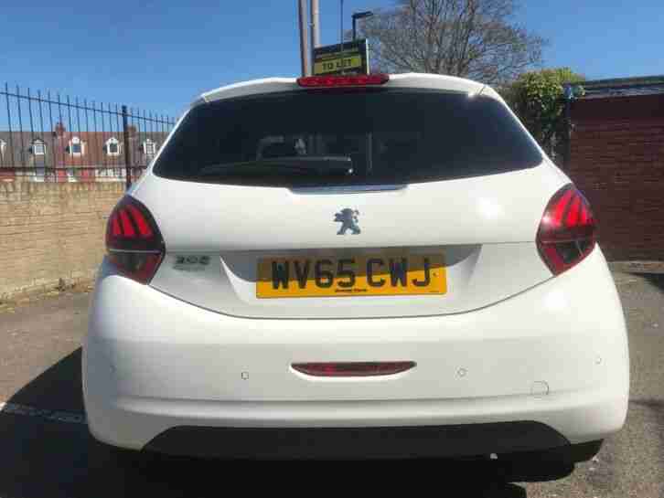 Peugeot 208 Allure low mileage
