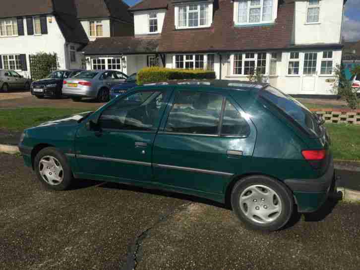 Peugeot 306