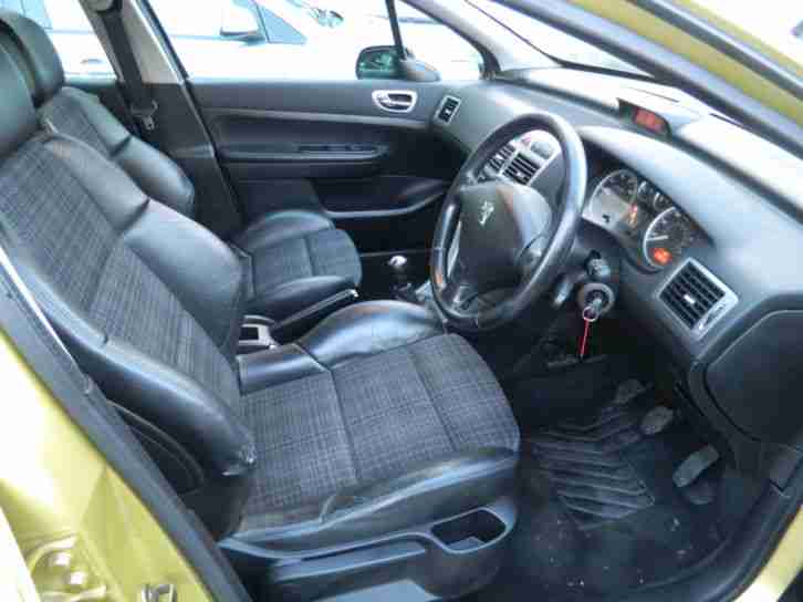 Peugeot 307 2.0 16v ( dig a/c ) 2003MY XSi