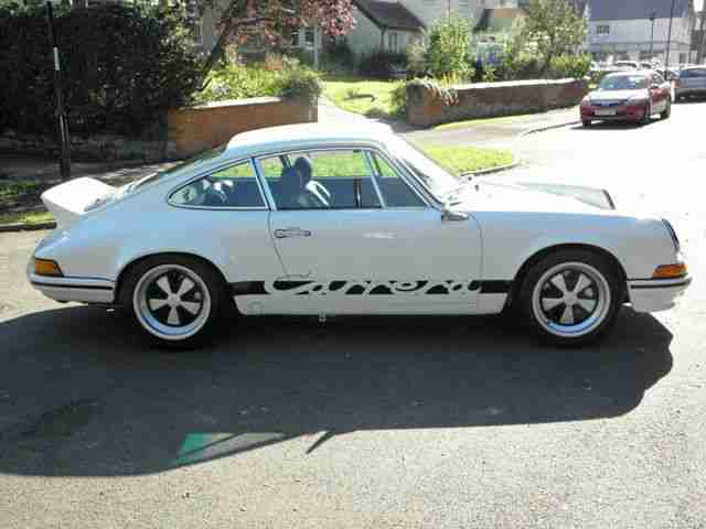 Porsche 911 3.2 Carrera RS Recreation Touring in Grand Prix White