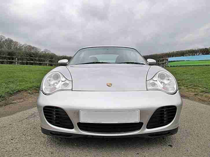 Porsche 911 CARRERA 4 S