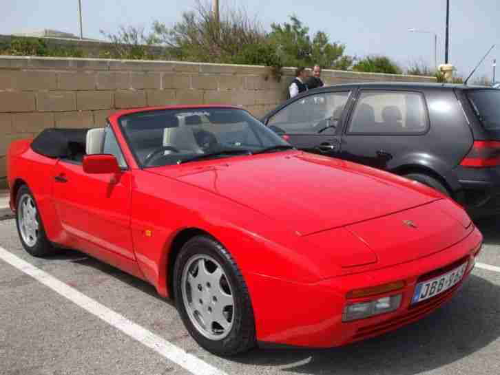 Porsche 944 S2 convertable cabrio manual Low mileage MINT condition RHD 26k mi