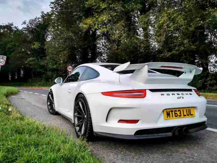 Porsche 991 GT3 Incredible Spec & Low Mileage Clubsport, Ceramics, Carbon seat