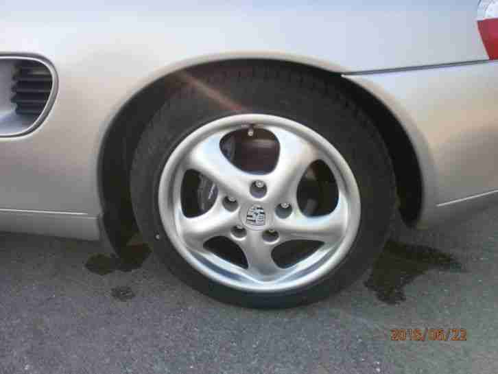 Porsche Boxter Convertible 2000 2.7