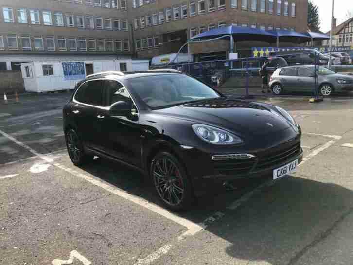 Porsche Cayenne 3.0TDI V6 Tiptronic S AWD