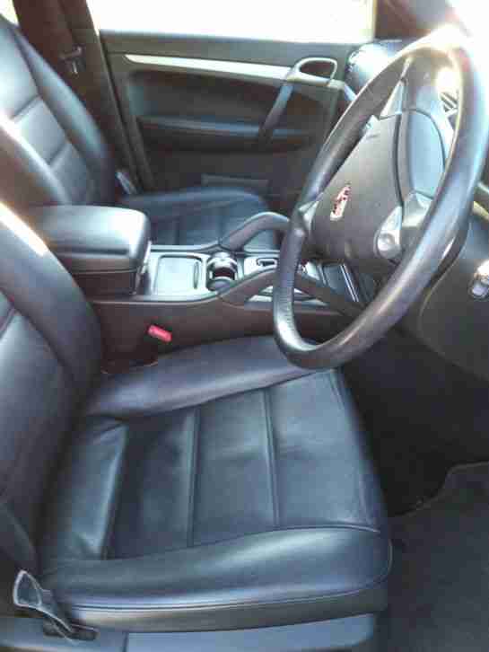 Porsche Cayenne 3.6 V6 2007 Private Plate Included