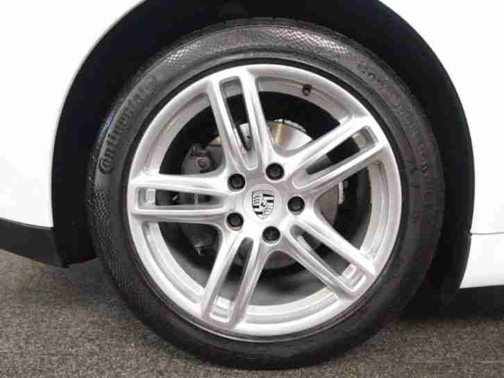 Porsche Panamera Hatchback D V6 TIPTRONIC HUGE SPEC SIMPLY STUNNING EXAMPLE