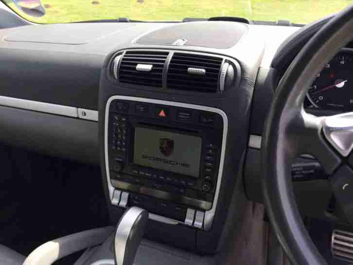 QUICK SALE OF PORSCHE CAYENNE TURBO FSH 2004
