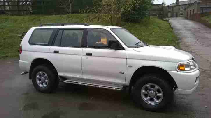 RARE WHITE 2005 MITSUBISHI SHOGUN SPORT HEAVY DUTY 2.5 td Swap or PX considered
