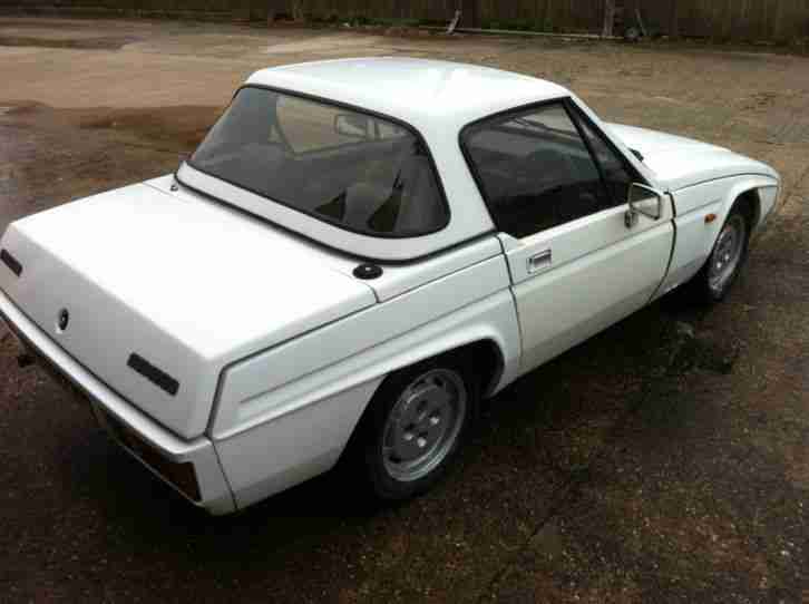 RELIANT SCIMITAR SS1 C reg spares or repair. lots of parts