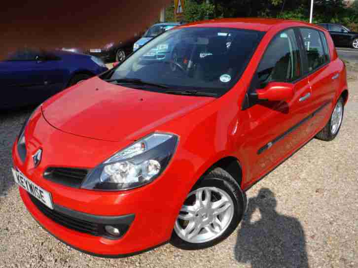 RENAULT CLIO 1.5dCI (A C) DYNAMIQUE 5DR 2006 56 WITH 73,000 FROM NEW