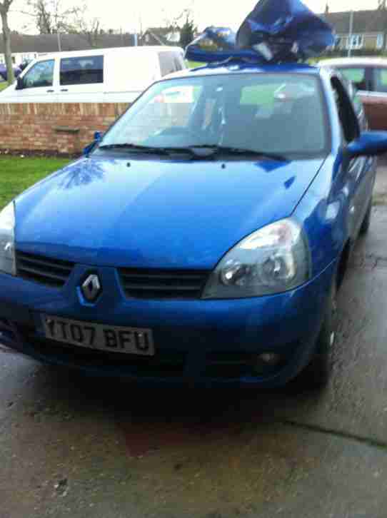 RENAULT CLIO CAMPUS SPORT 16V BLUE BREAKING FOR SPARES