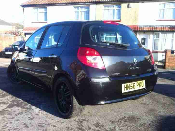 RENAULT CLIO DYNAMIQUE 1.4 SPORT 2006 BLACK 5 DOOR HATCH. LADY OWNER GREAT CAR