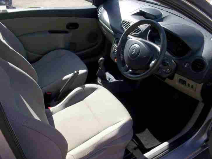 RENAULT CLIO1.4 16v EXPRESSION