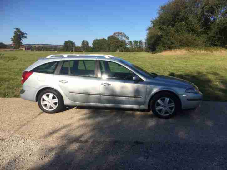 RENAULT LAGUNA PRIV GE DCI ESTATE GREY 2004