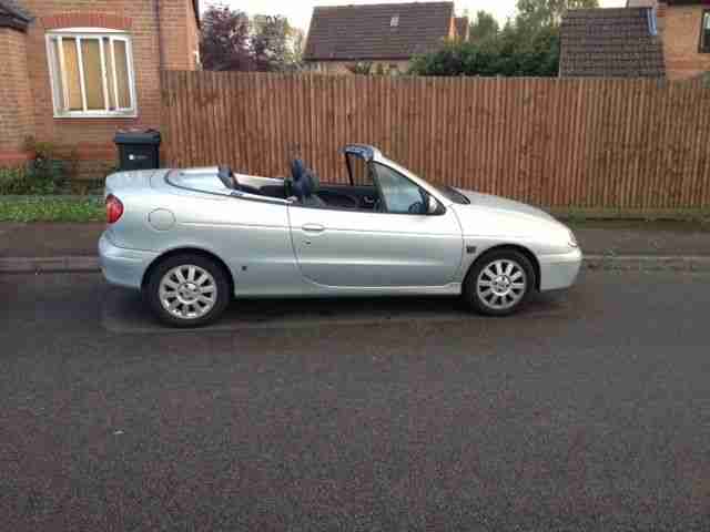 RENAULT MEGANE CONVERTIBLE. £1350 OVNO