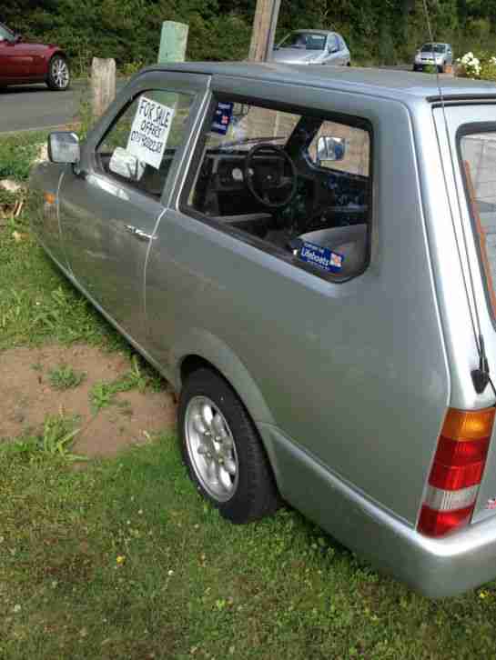 ROBIN RELIANT ROYALE W REG SILVER ROUNDED FRONT