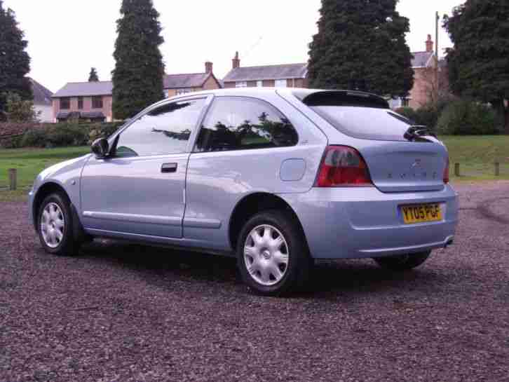 ROVER 25 1.4 i. **ONLY 16,167 MILES FROM NEW**