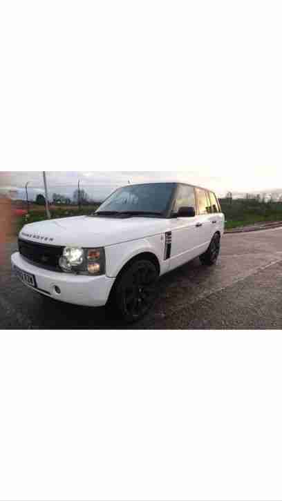 Range Rover 4.4 V8 Full spec in white