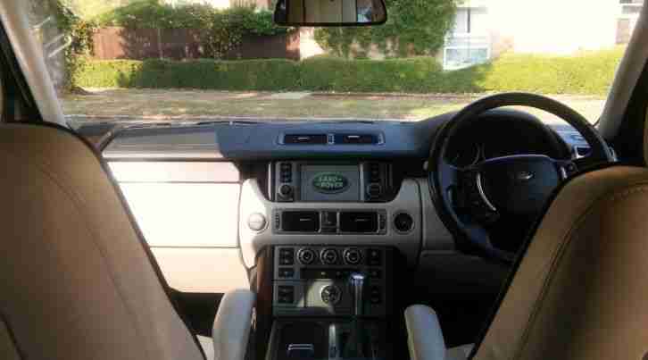 Range Rover Vogue TDV8 3.6- Green