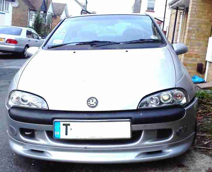Rare Vauxhall Tigra. Clean for age. sporty quick. few mods .