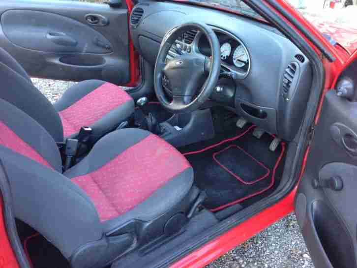 Red 2000 Ford Fiesta Zetec