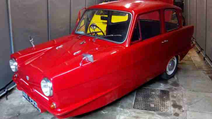 Reliant Regal 21E 1973 Red Devon