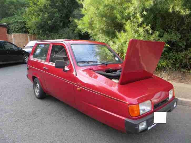Reliant Robin