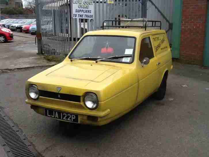 Reliant Robin