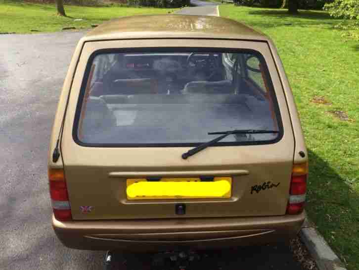 Reliant Robin 65 gold 2001 model