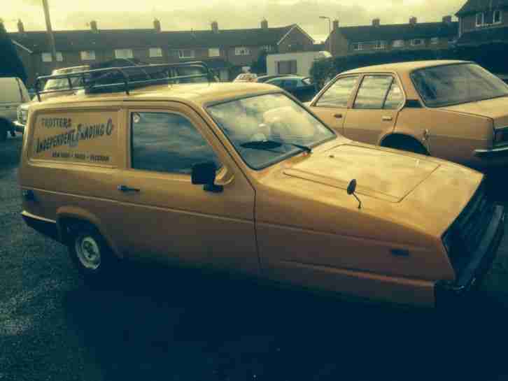 Reliant Robin three wheel 3 only fools and horses trycle motorbike